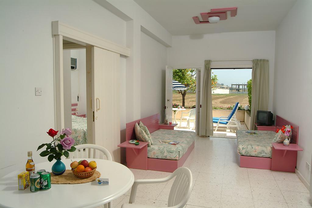 פיילה Sunbay Apartments מראה חיצוני תמונה