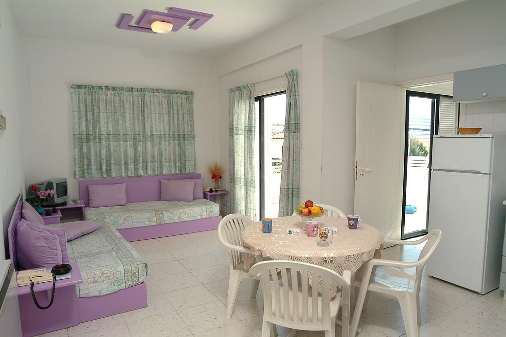 פיילה Sunbay Apartments מראה חיצוני תמונה
